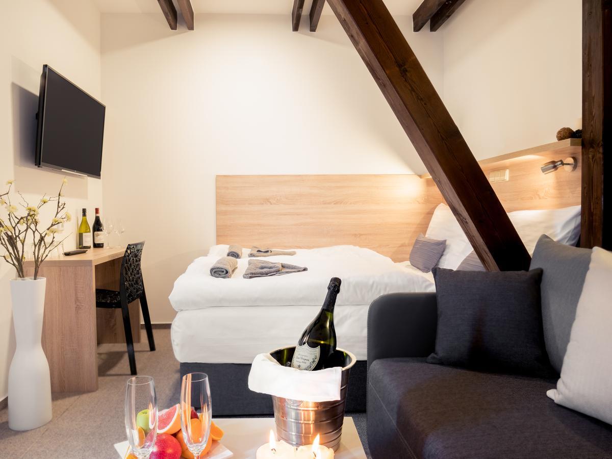 Club Apartments Čeladná Bagian luar foto